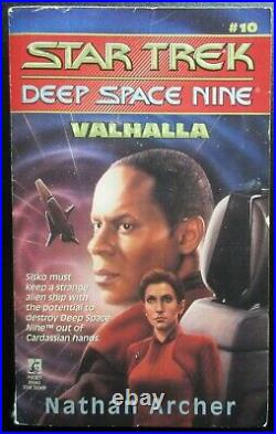 Star Trek ORIGINAL PAINTING 1994 Book Cover Deep Space Nine Keith Birdsong Sisco